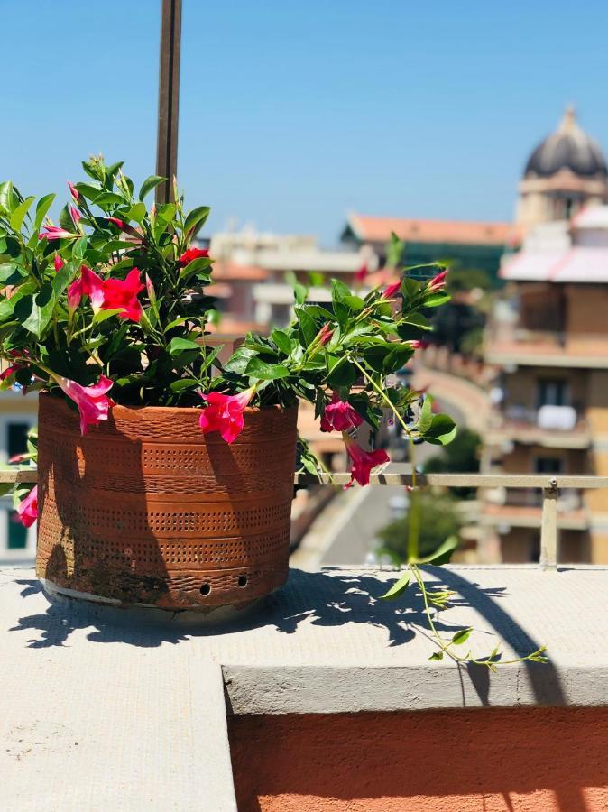 Penthouse Sea View Apartamento Lido di Ostia Exterior foto